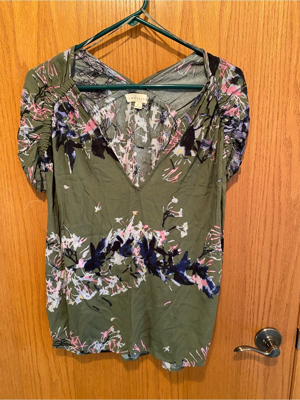 Lovestitch Women’s V-Neckline Pullover Top
